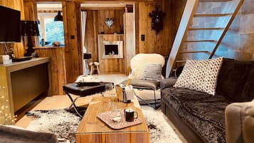 Een televisie en een dvd-speler