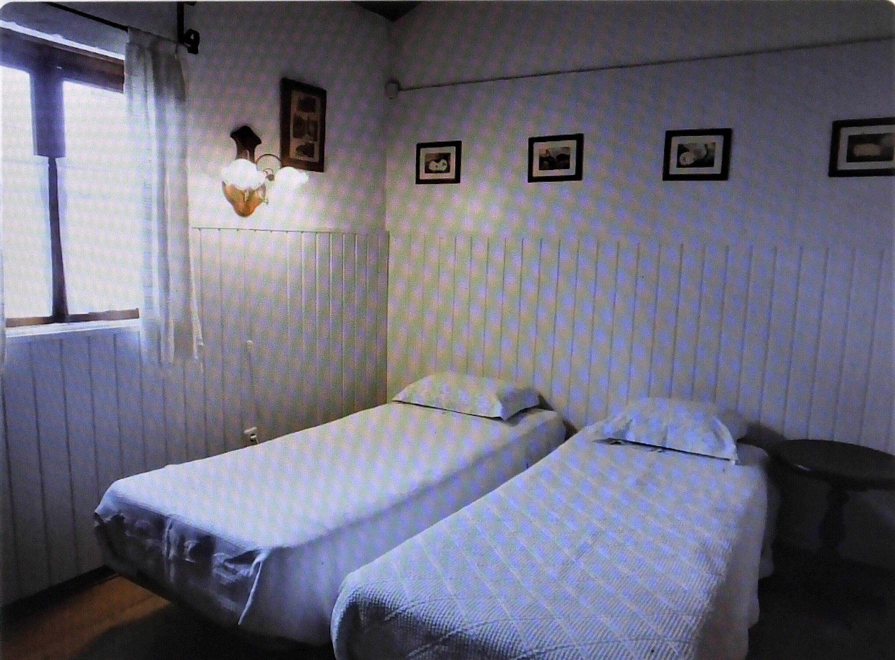 1 sovrum, strykjärn/strykbräda, resesäng och wi-fi