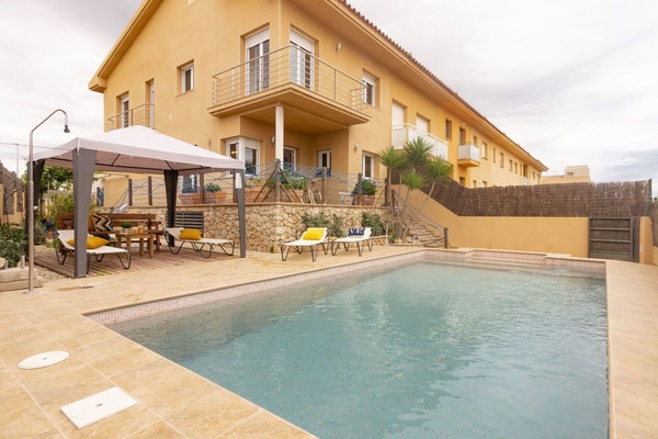 Propriété, Piscine, Domicile, Maison, Bâtiment, Immobilier, Zone Résidentielle, Biens, Villa, Architecture