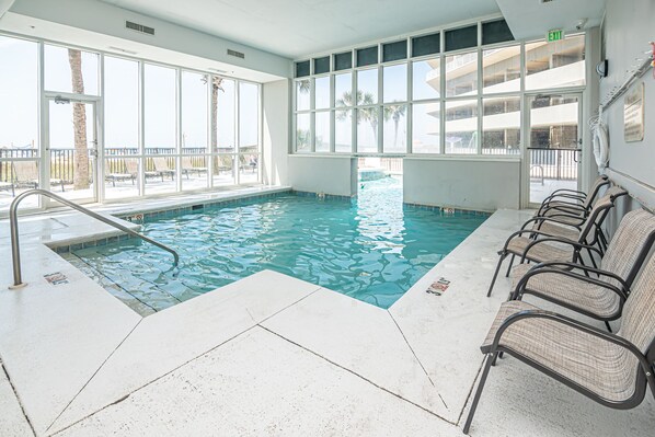 Piscine couverte, piscine chauffée