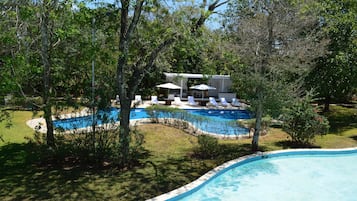 Alberca al aire libre