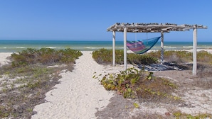 Beach - Casa Río Lagartos (Río Lagartos)
