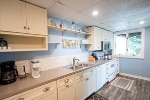 Fridge, microwave, oven, stovetop - Iconic Condo across from the State Park Beach and (Grand Haven)