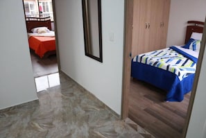 3 Schlafzimmer, Bügeleisen/Bügelbrett, kostenloses WLAN, Bettwäsche