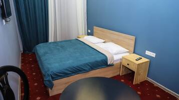 Deluxe kamer, 1 twee- of 2 eenpersoonsbedden | Een minibar, geluiddichte muren, gratis wifi, beddengoed