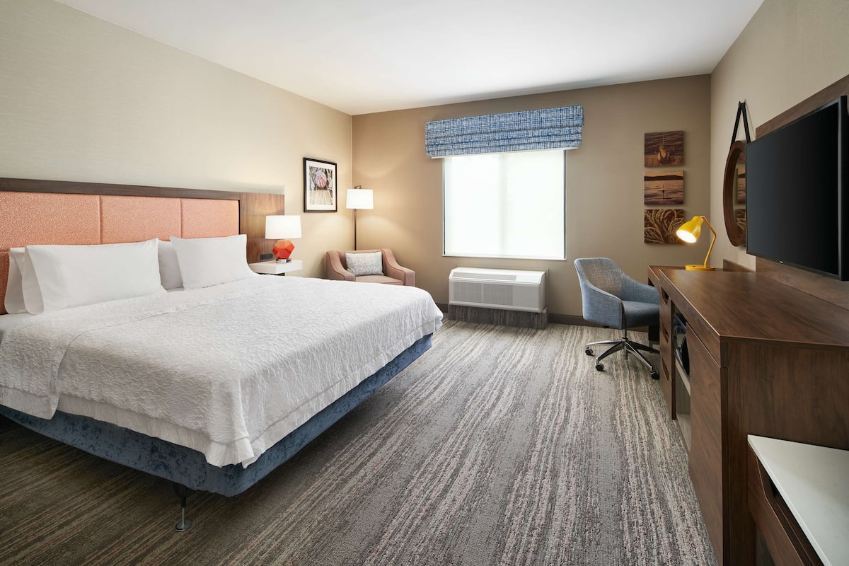 1 bedroom, in-room safe, desk, laptop workspace