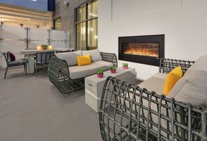 Terrace/patio - Homewood Suites by Hilton Irvine Spectrum Lake Forest (Lake Forest)