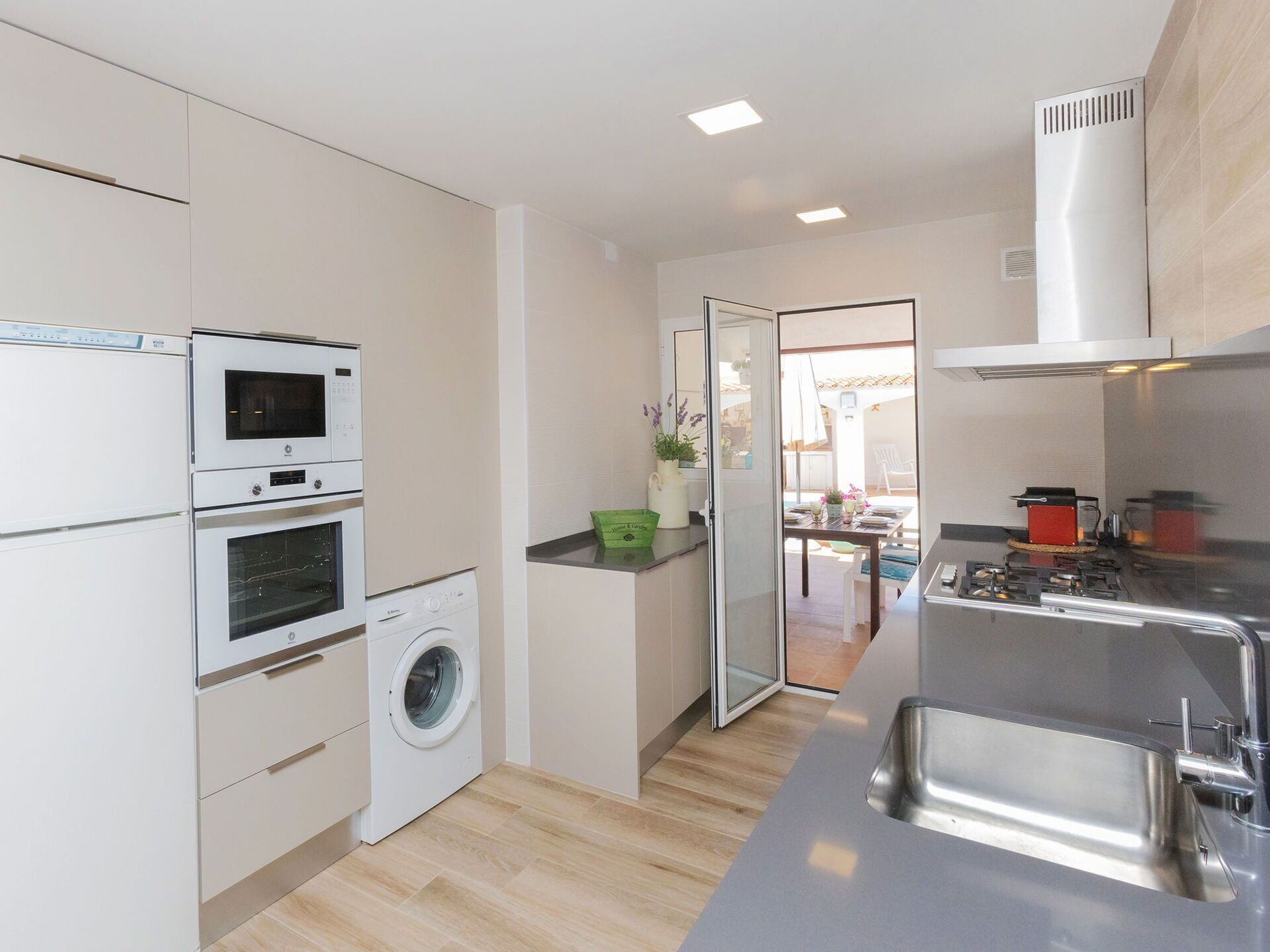 Oven, dishwasher, dining tables