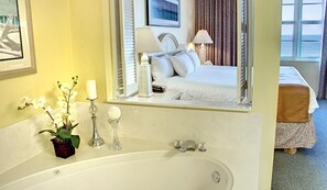 2 bedrooms, WiFi - Amazing 2 Bedroom Deluxe at Wyndham Ocean Walk in Daytona Beach 02/12/21- 02/15/21 (Daytona Beach)