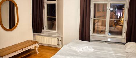 1 soverom, strykejern/-brett, wi-fi (inkludert) og sengetøy