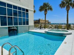 Piscine couverte