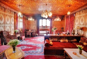 Interior - Meena Group houseboats (Srinagar)