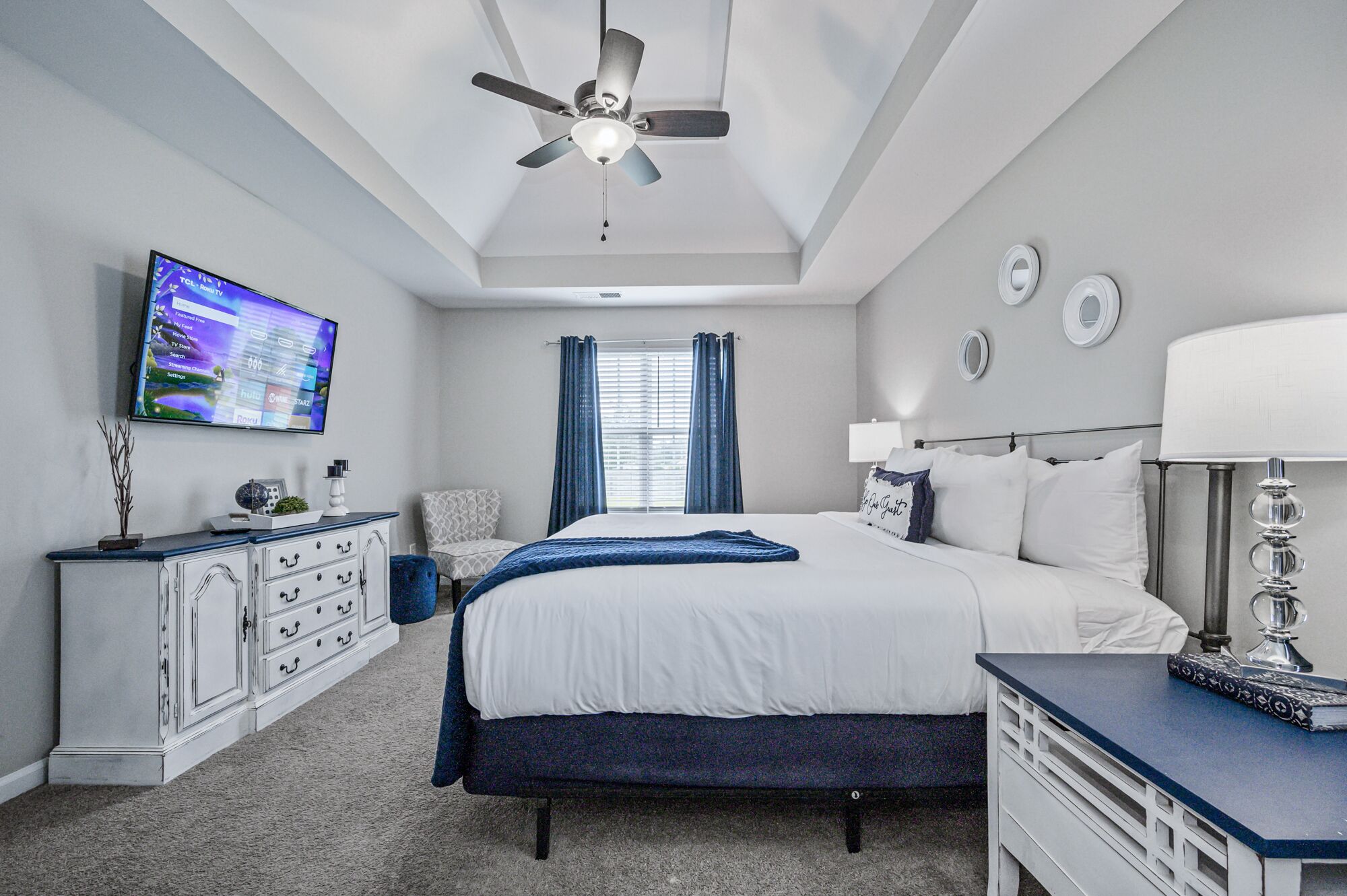 3 bedrooms, iron/ironing board, free WiFi, bed sheets