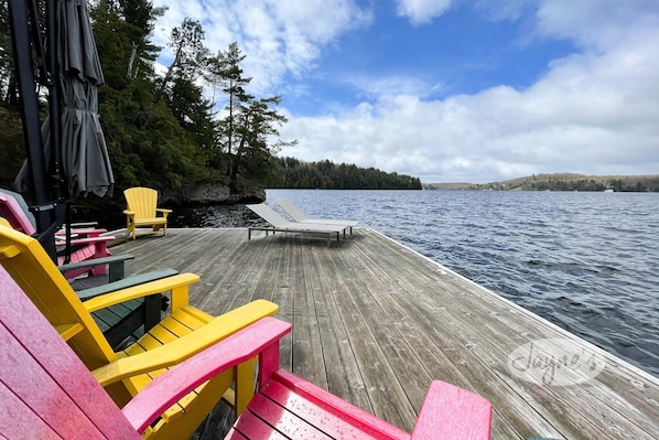 المنطقة المحيطة بالمنشأة