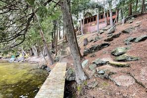 المنطقة المحيطة بالمنشأة