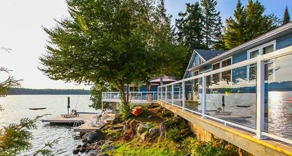 A Family Affair! Unique 3 cottage property on Lake Muskoka!