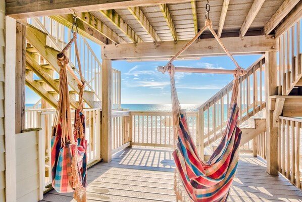 Property grounds - Waterside Dreams with Private Beach and Next To World Famous Pompano Joe's (Miramar Beach)