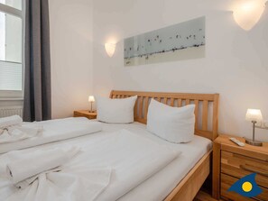 2 bedrooms, WiFi, bed sheets