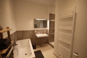 Hair dryer, towels - Royal Residence Lübeck (Lübeck)