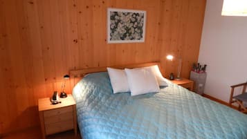 2 Schlafzimmer, Schreibtisch, WLAN