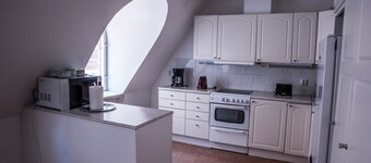 Family Room with shared facilities - Old town