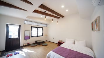 103 | Down comforters, memory foam beds, free WiFi, bed sheets