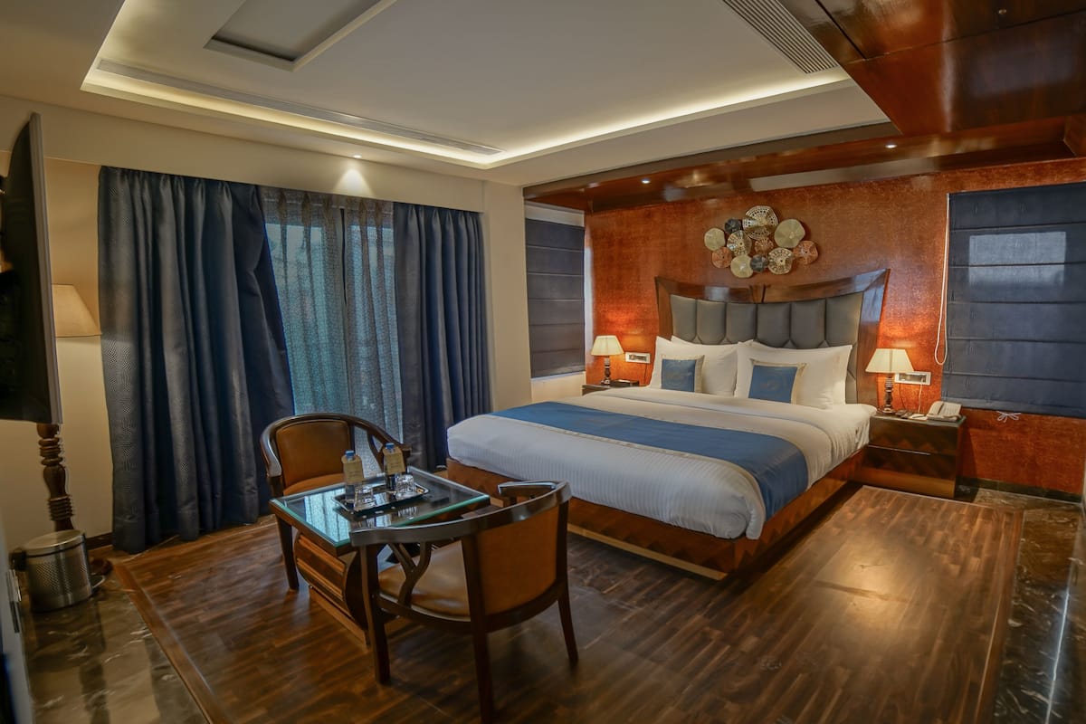 1 bedroom, minibar, in-room safe, desk