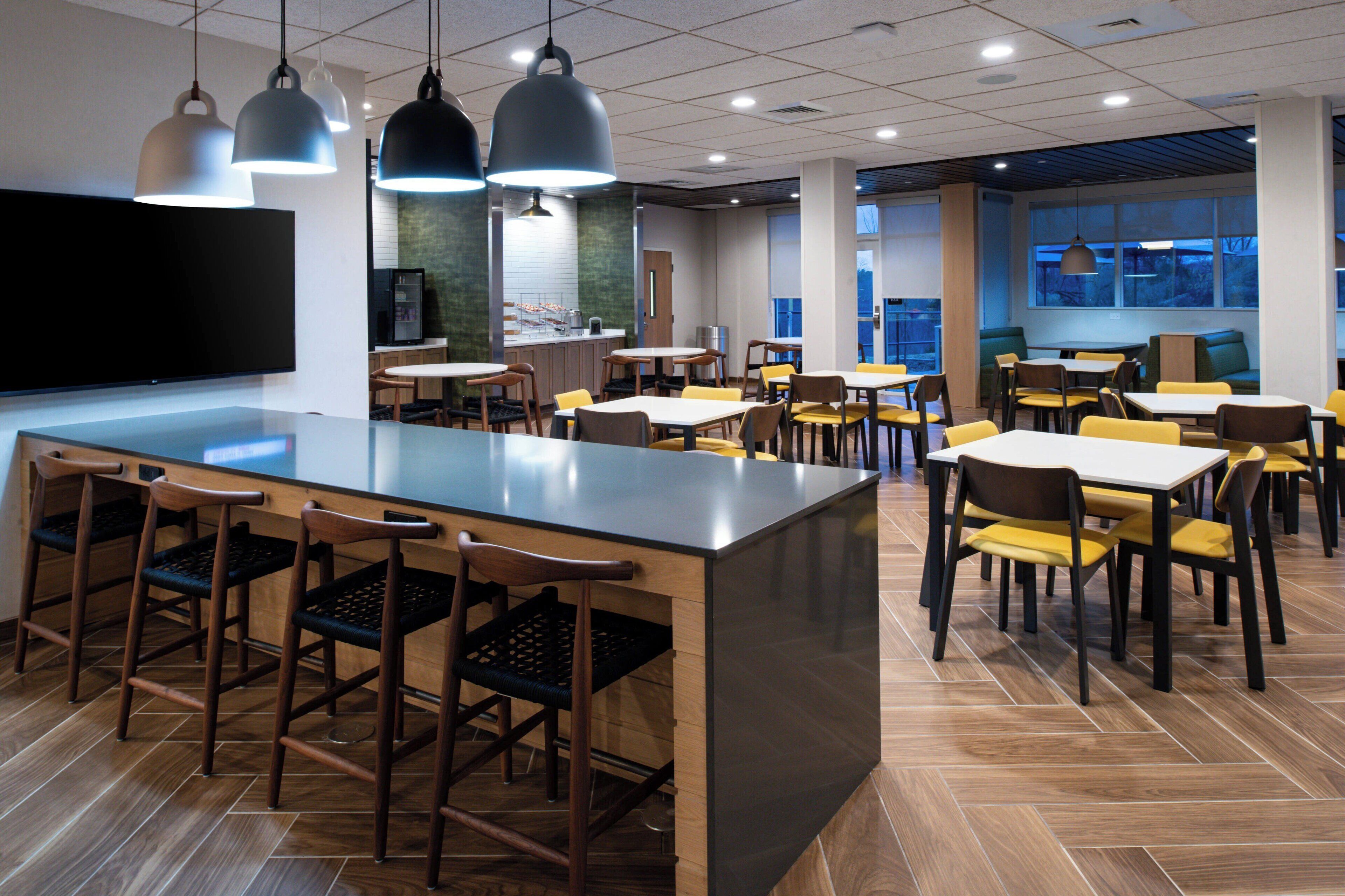 free continental breakfast