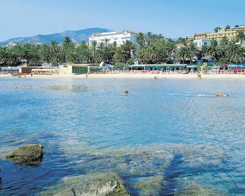 Sanremo: Splendid Zwei Zimmer mit Blick auf Strände, Meerblick