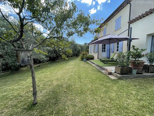 Villa familiale sur les hauteurs de Manosque