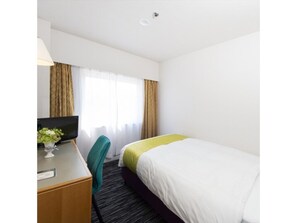 1 bedroom, desk, free WiFi, bed sheets