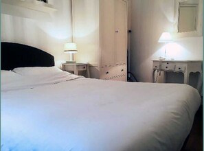1 chambre, fer et planche à repasser, Wi-Fi