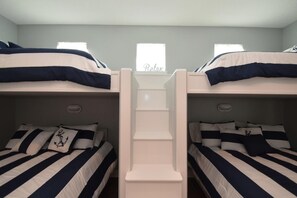 4 bedrooms, free WiFi