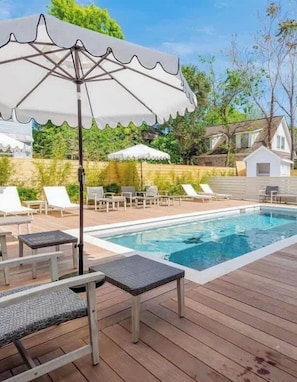 Pool - Boutique Home & Resort Pool ‘The Palms’ (Charleston)