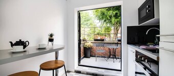 Studio Art Déco original avec terrasse privée