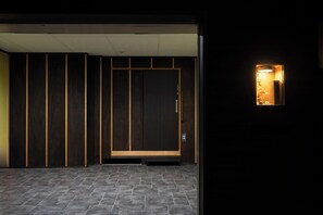 Interior - Free WIFI6ppKenrokuen garden21cMuseumKanazawa / Kanazawa Ishikawa (Kanazawa)