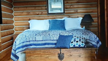 Bird Clan Cabin | 2 bedrooms, down comforters, individually decorated