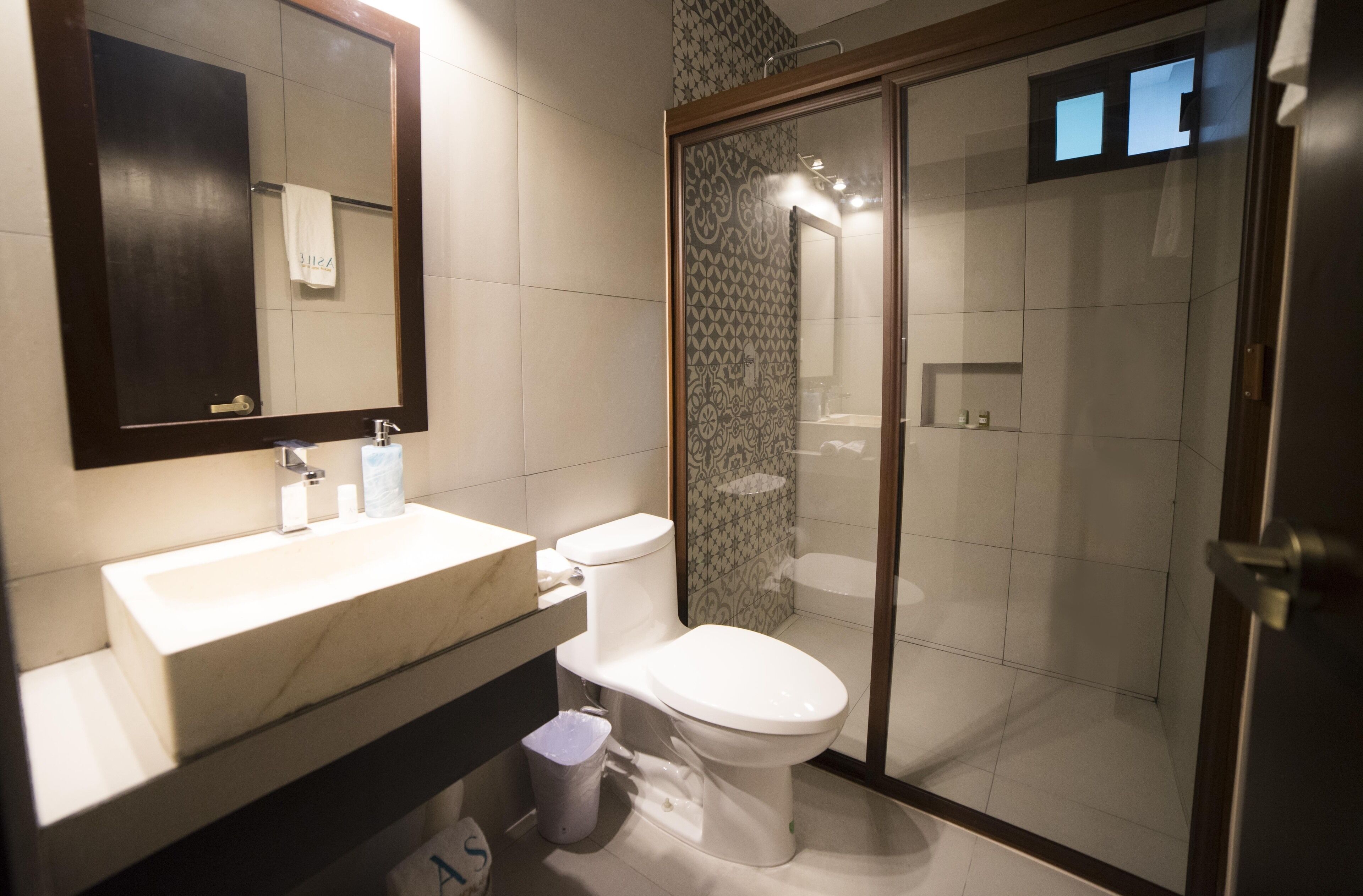 basic room, 2 double beds | bathroom | shower, hair dryer, towels