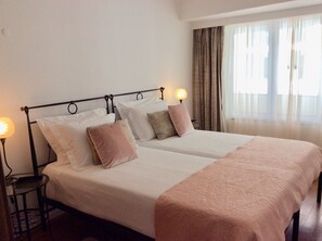 1 habitación y caja de seguridad en la habitación 