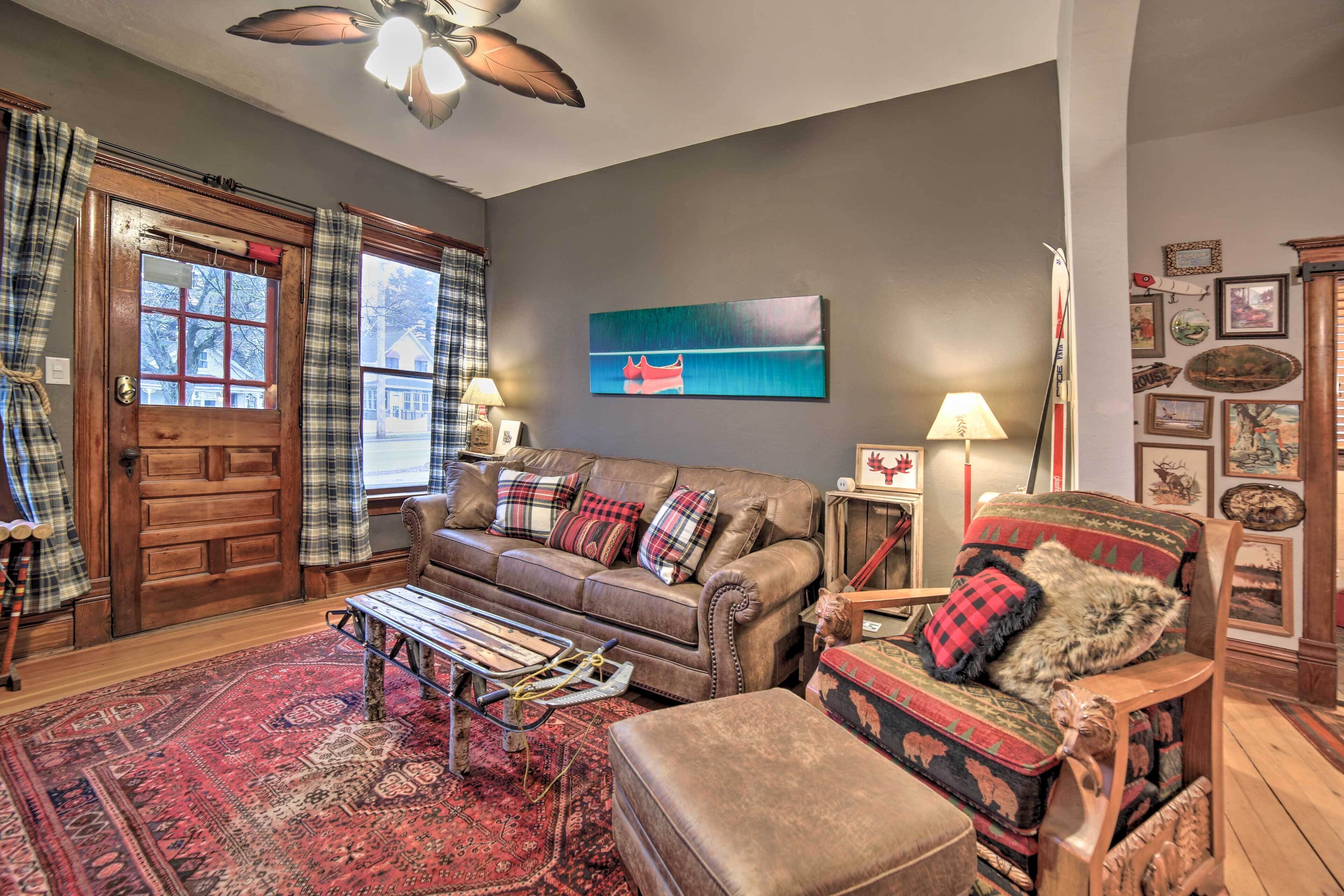 One-of-a-Kind Rustic Retreat in Dtwn Sturgeon Bay!