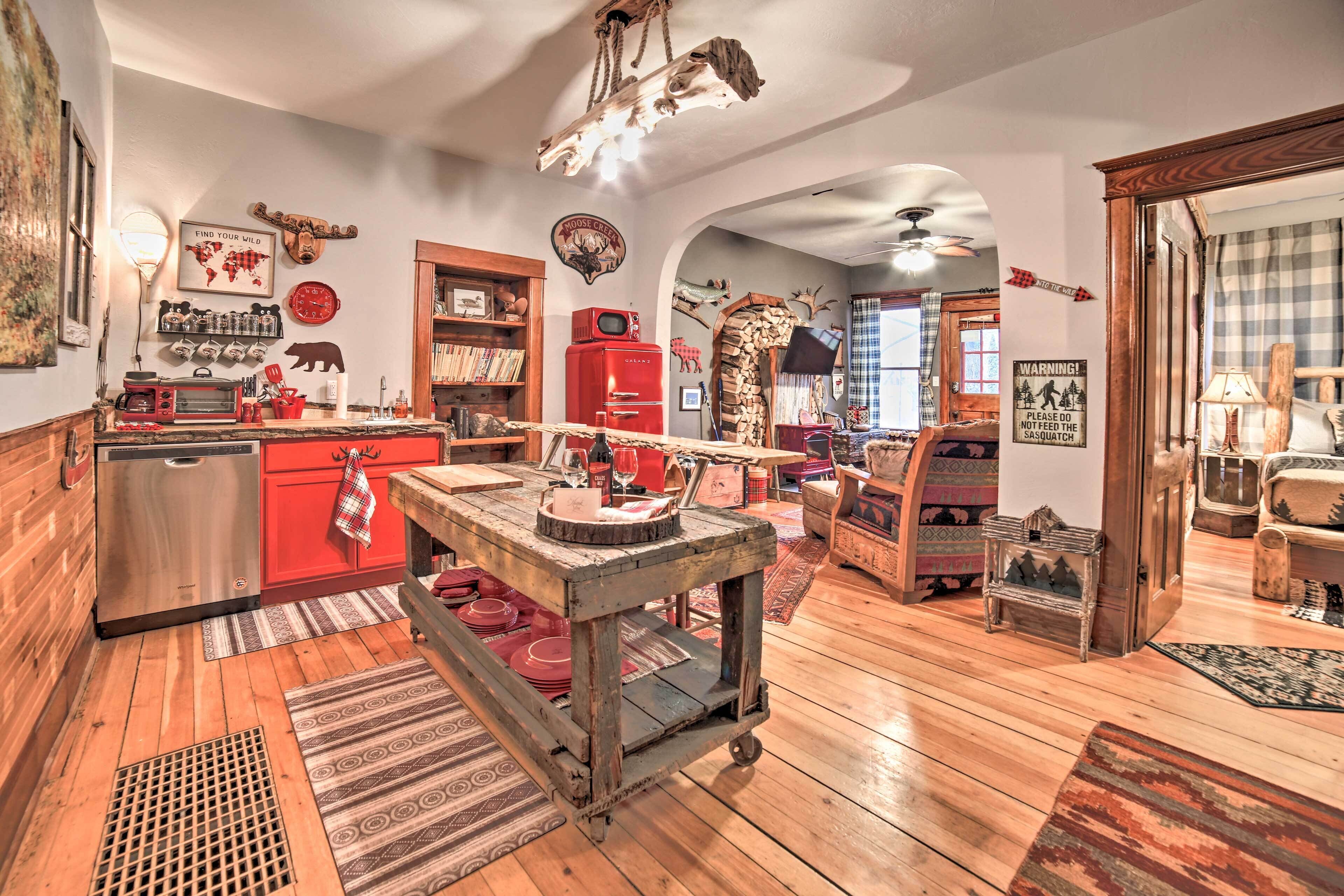 One-of-a-Kind Rustic Retreat in Dtwn Sturgeon Bay!