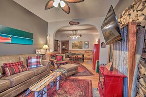 TV, fireplace - Walk to Waterfront: Dtwn Sturgeon Bay Retreat! (Sturgeon Bay)