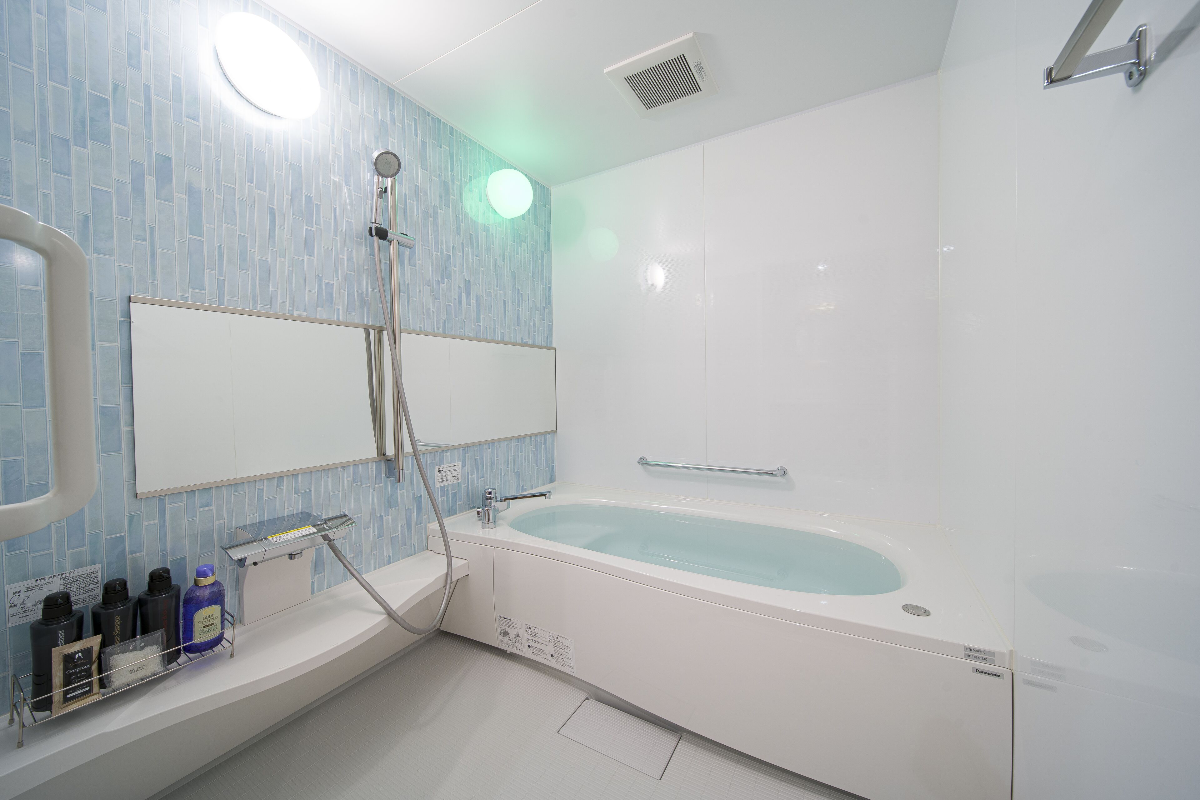 separate bathtub and shower, free toiletries, hair dryer, bathrobes
