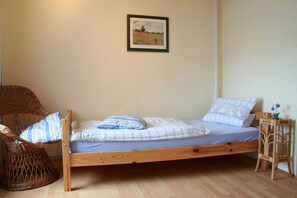 2 chambres, lit parapluie