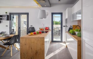 Dining - Amazing home in Medulin with WiFi (Medulin)