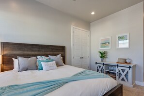 5 bedrooms, iron/ironing board, free WiFi, bed sheets