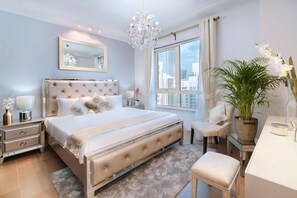 Cobertura exclusiva, 4 quartos | 4 quartos, individualmente decorados, individualmente mobiliados