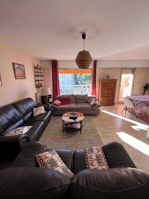 Fernseher, Arbeitsbereiche