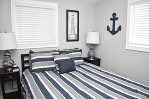 3 habitaciones, escritorio, tabla de planchar con plancha y wifi gratis 