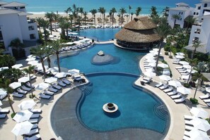 Outdoor pool - CHRISTMAS: 5 Star Elite Oceanfront RESORT, Los Cabos, Great Views ENHANCED CLEAN (Cabo San Lucas)